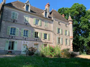 Château du Mauny, gîtes et chambres d'hôtes en Bourgogne